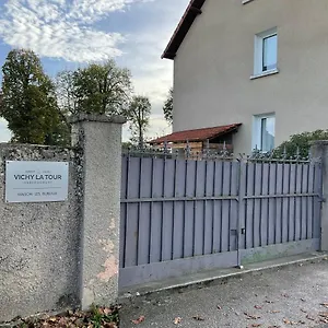 https://maison-indpendante-domaine-vichy-la-tour.hotels-rhonealpes.com